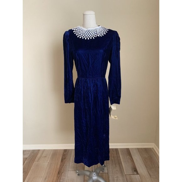 NWT Vintage 80s LANZ Blue Velvet Dress Crochet Lace Collar Modest Cottagecore - Picture 2 of 10
